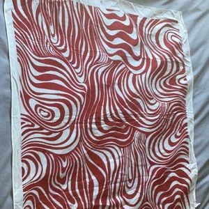 Symphony scarf Made in Italy Red and White 100% Rayon 36 inch square Christmas!
